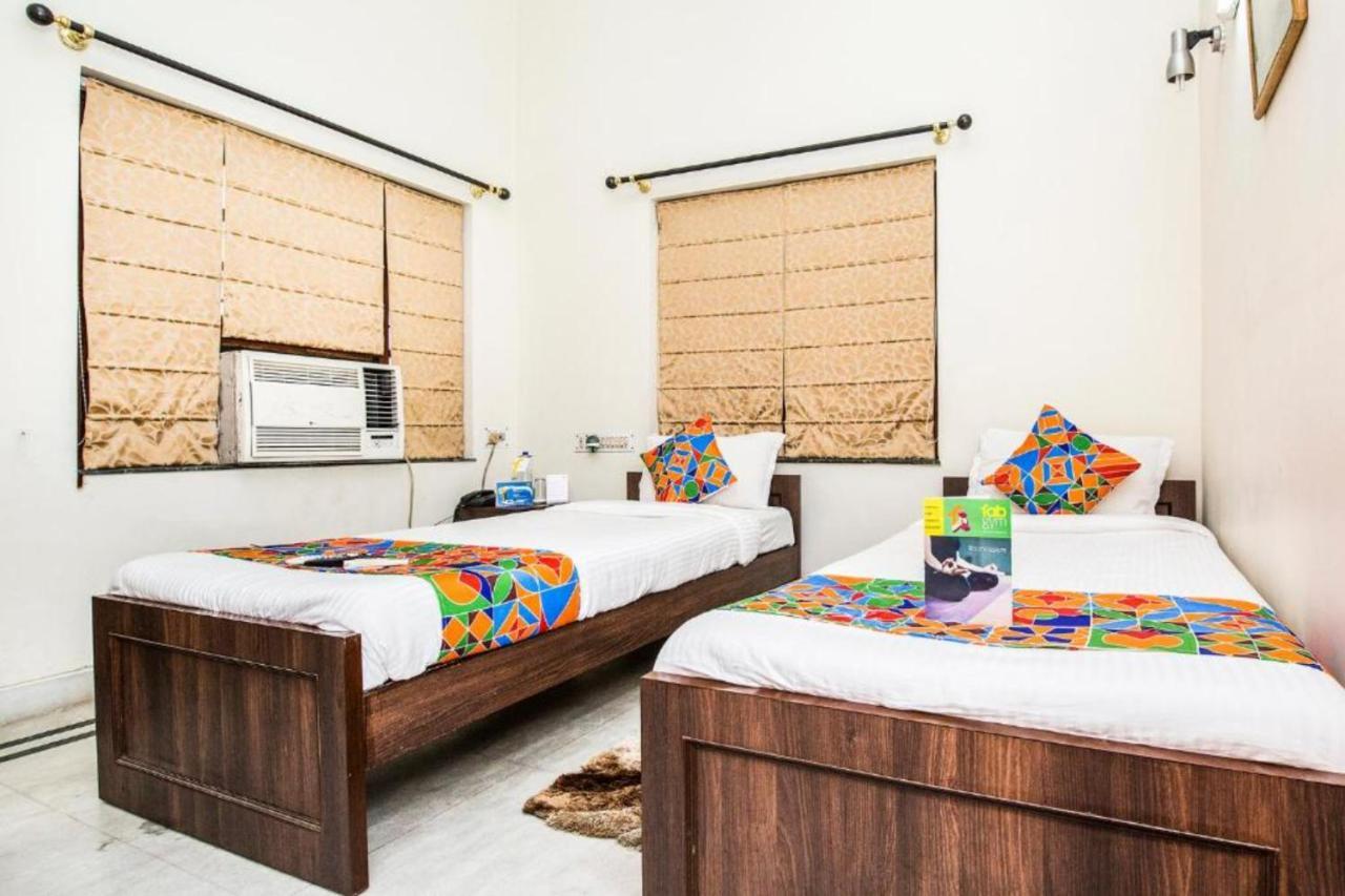 Hotel Ullash Residency Salt Lake Kolkata - Fully-Air-Conditioned-Hotel Spacious-Room With-Parking-Facility Salt Lake City Exterior foto